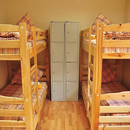Revolucion Hostel